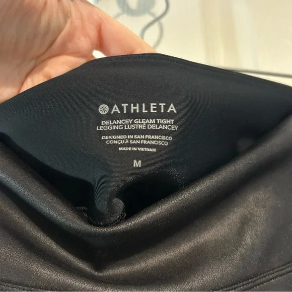 Athleta Delancey Gleam Tight/Leggings in Black - Size Medium - Picture 5 of 11